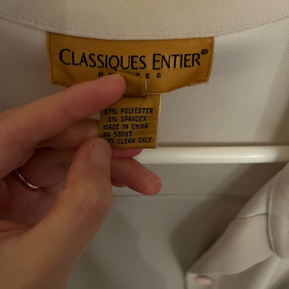 Vintage Beige Button-Up Blouse - Picture 3 of 3